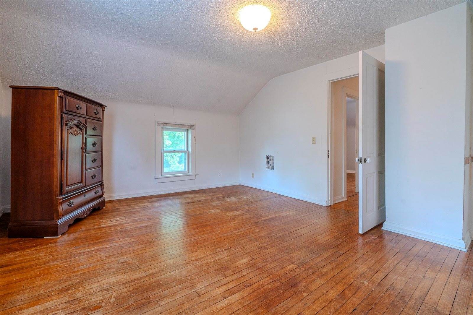 3521 Portage, Madison, WI 53704