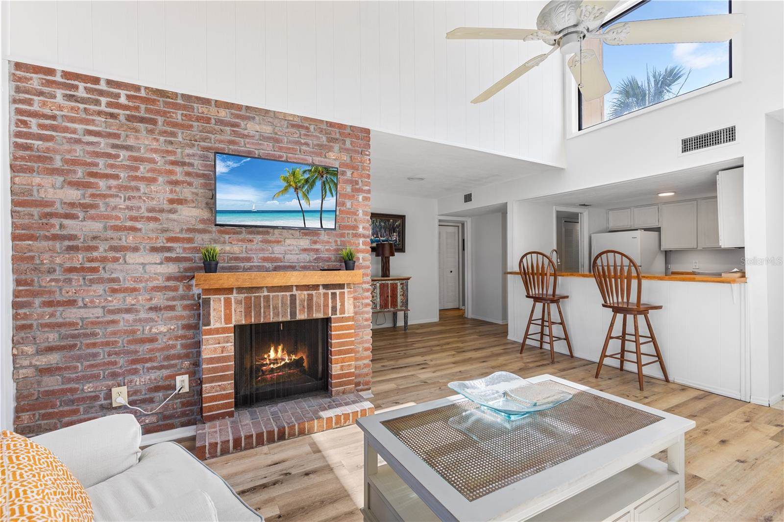 1051 South Highland Street, Mount Dora, FL 32757