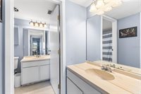 1051 South Highland Street, Mount Dora, FL 32757