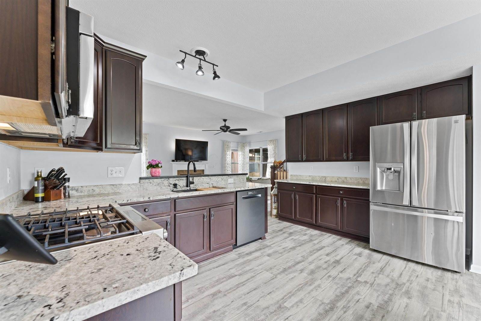 6164 Jennis Road, Westerville, OH 43081