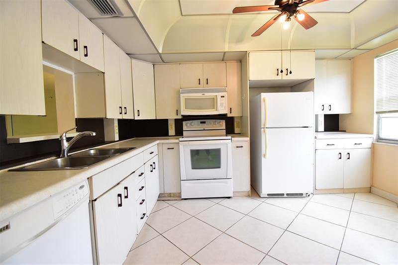 2805 Victoria Way H2, #H2, Coconut Creek, FL 33066