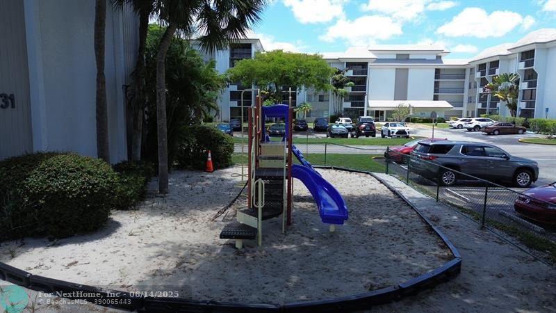 731 N Pine Island Rd 203, #203, Plantation, FL 33324