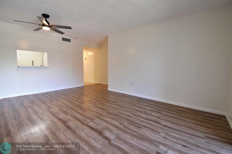 731 N Pine Island Rd 203, #203, Plantation, FL 33324