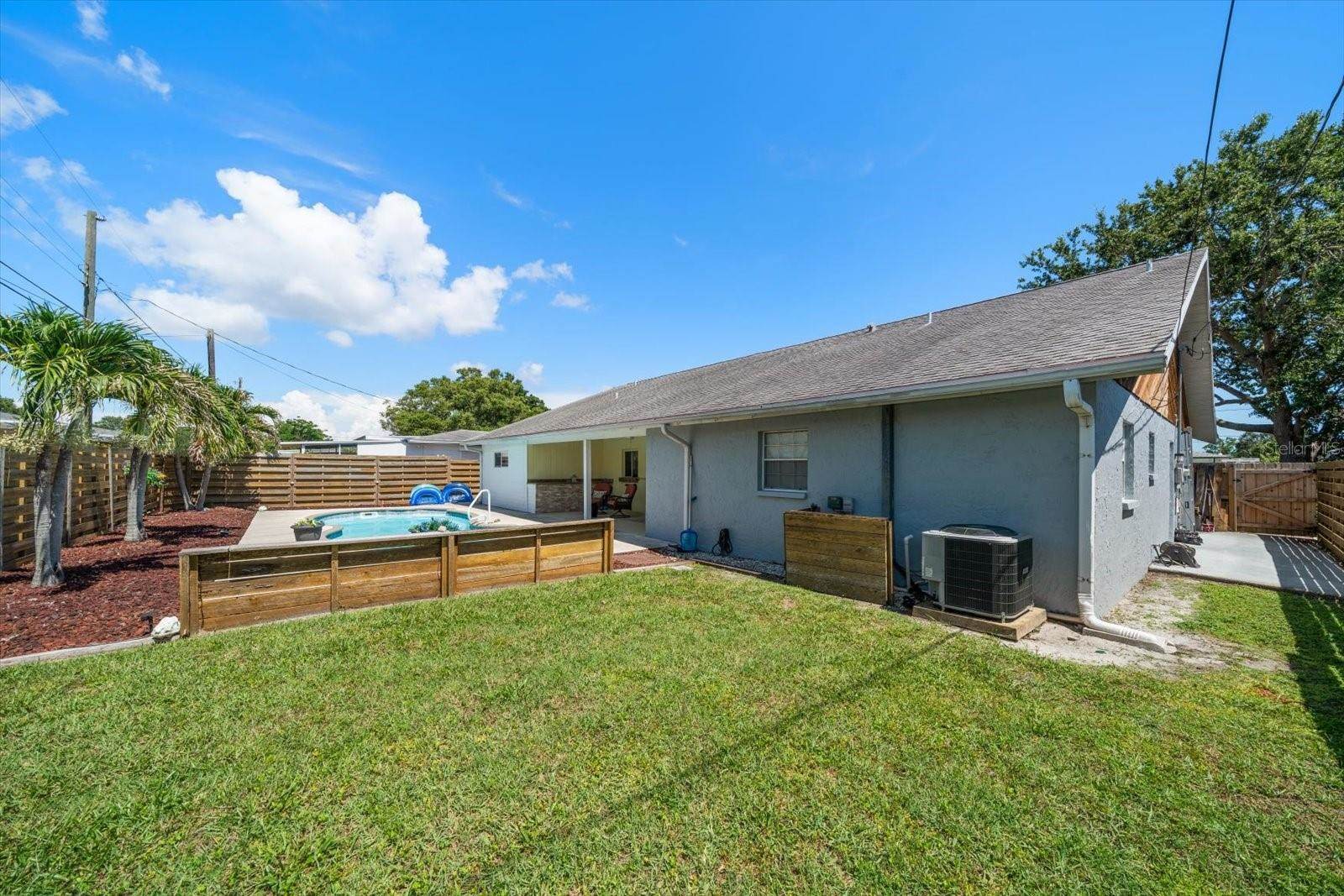 3831 Yardley Avenue North, Saint Petersburg, FL 33713