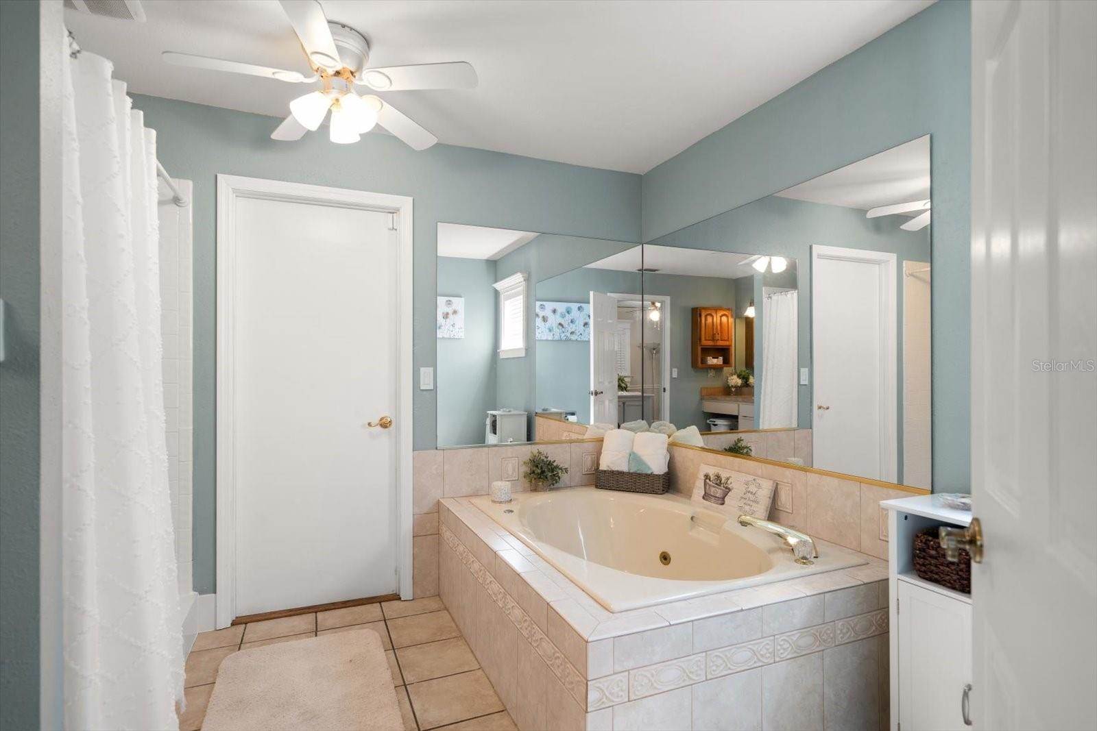 3831 Yardley Avenue North, Saint Petersburg, FL 33713