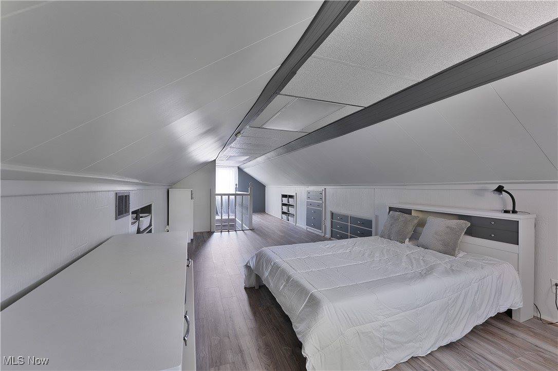 374 Glendola Avenue NW, Warren, OH 44483