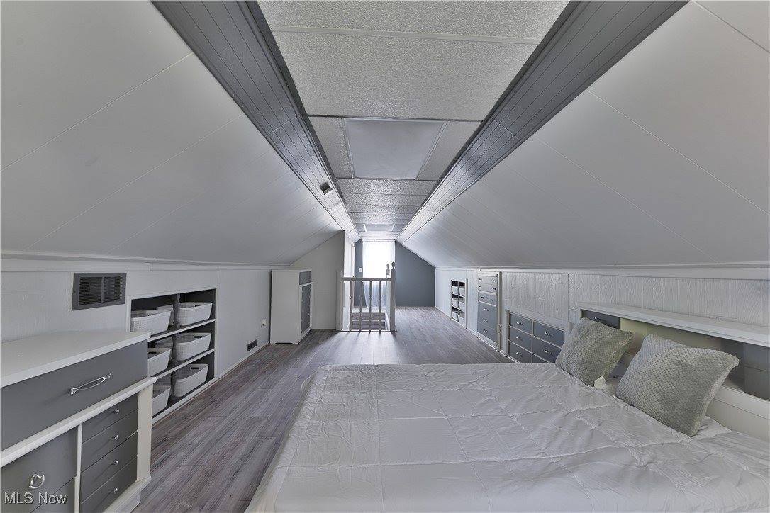 374 Glendola Avenue NW, Warren, OH 44483