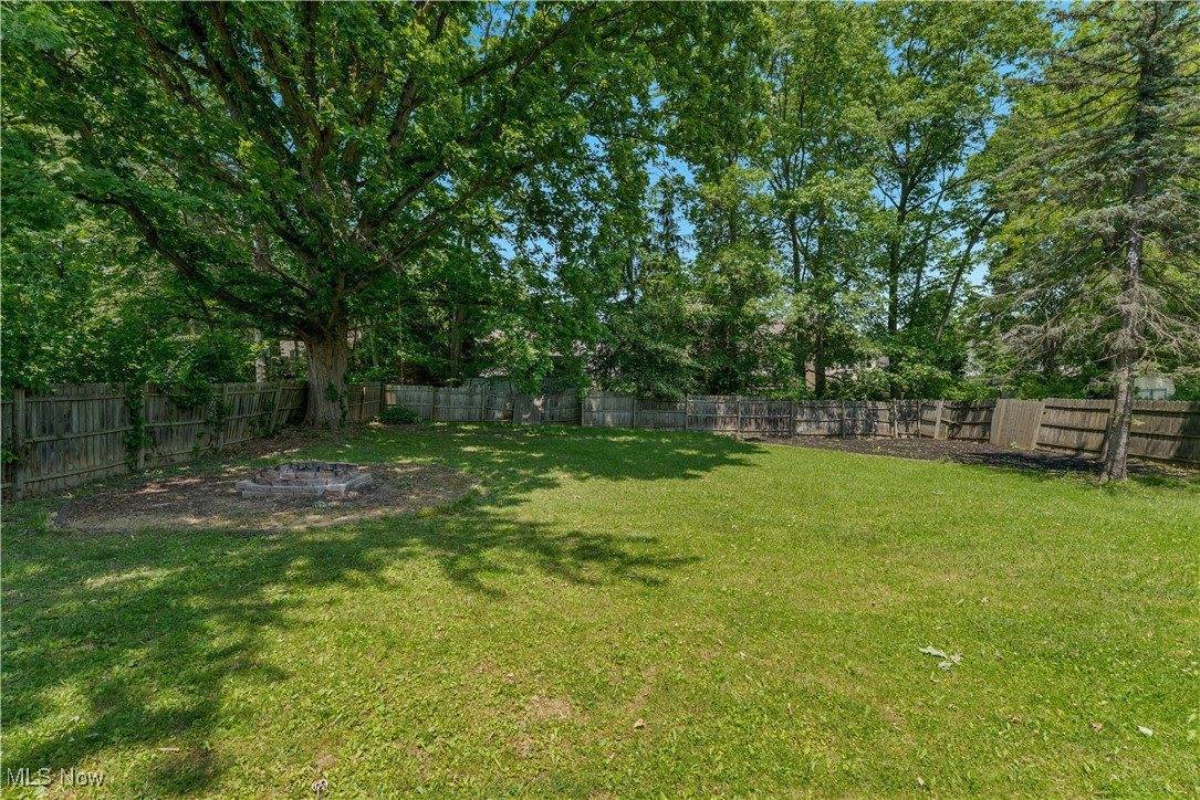 374 Glendola Avenue NW, Warren, OH 44483