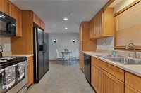 374 Glendola Avenue NW, Warren, OH 44483