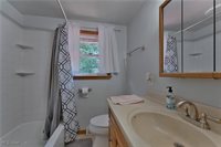 374 Glendola Avenue NW, Warren, OH 44483