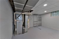 374 Glendola Avenue NW, Warren, OH 44483