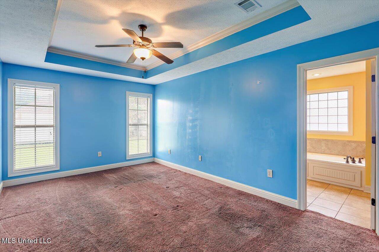 536 Oak Park Circle, Pearl, MS 39208