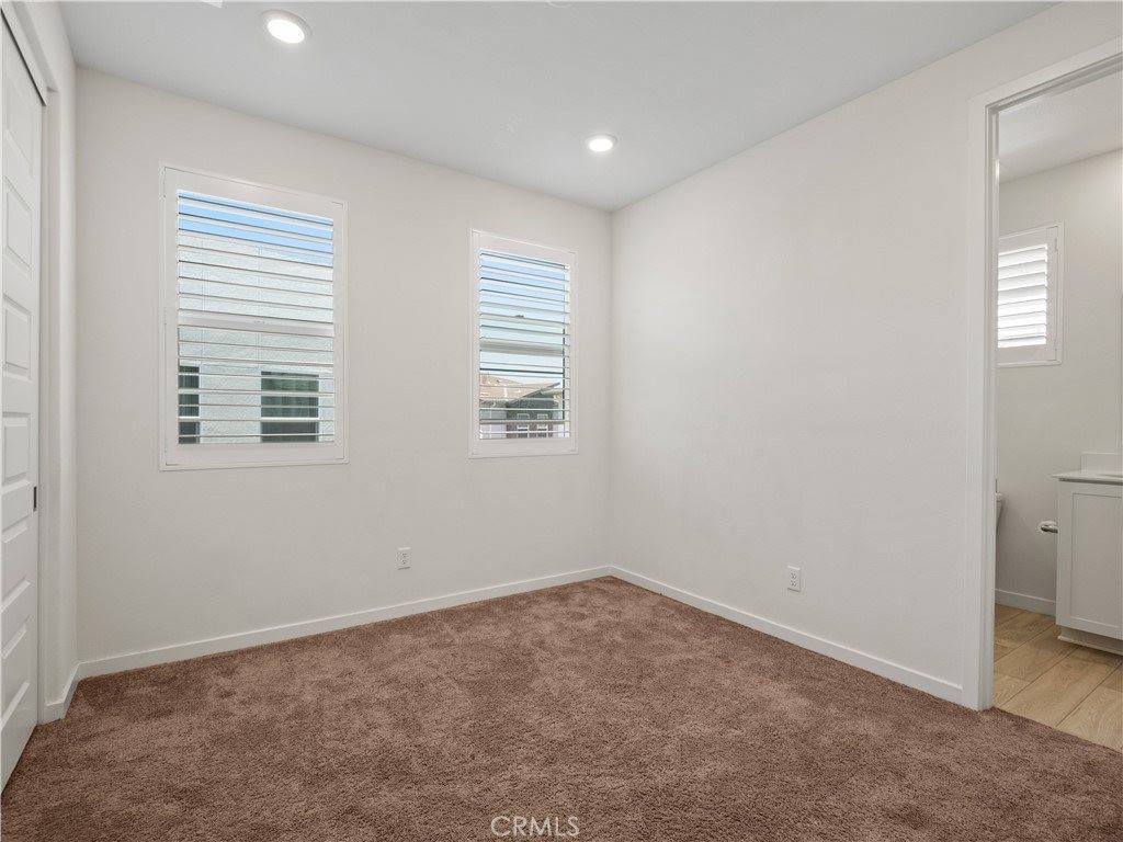 27148 Valley Oak Place, Valencia, CA 91381