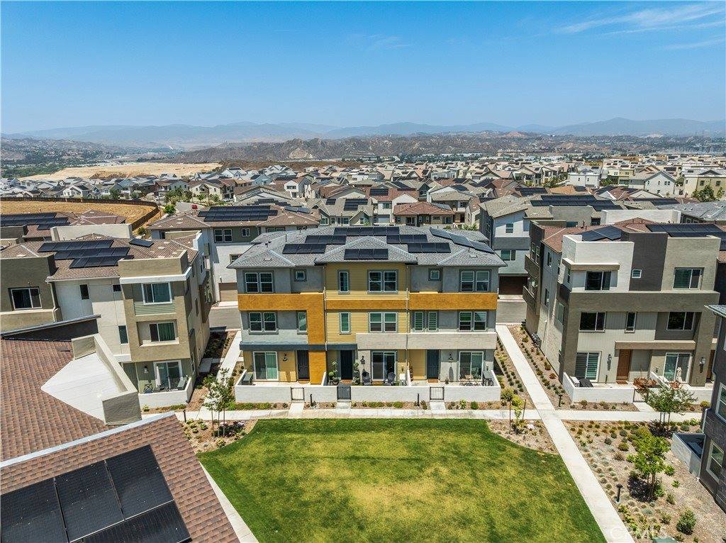 27148 Valley Oak Place, Valencia, CA 91381