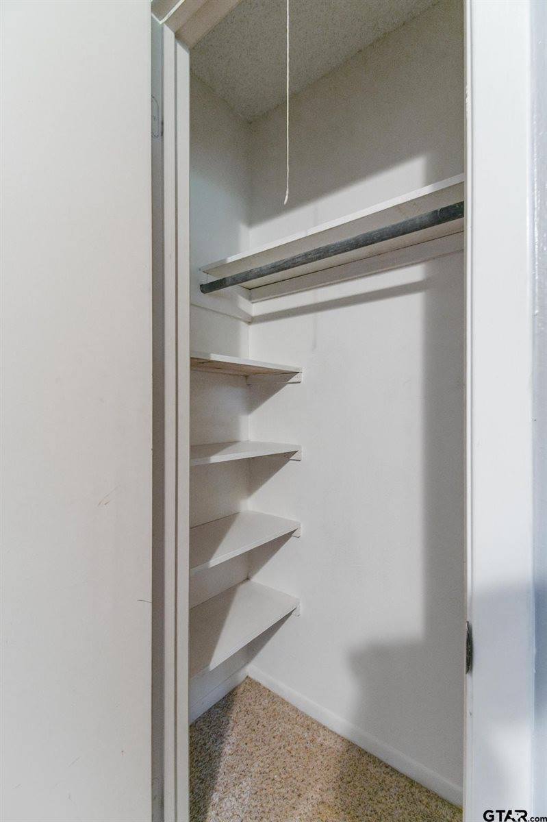 201 Karla Dr, Whitehouse, TX 75791