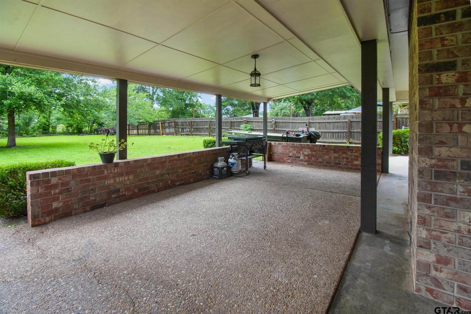 201 Karla Dr, Whitehouse, TX 75791