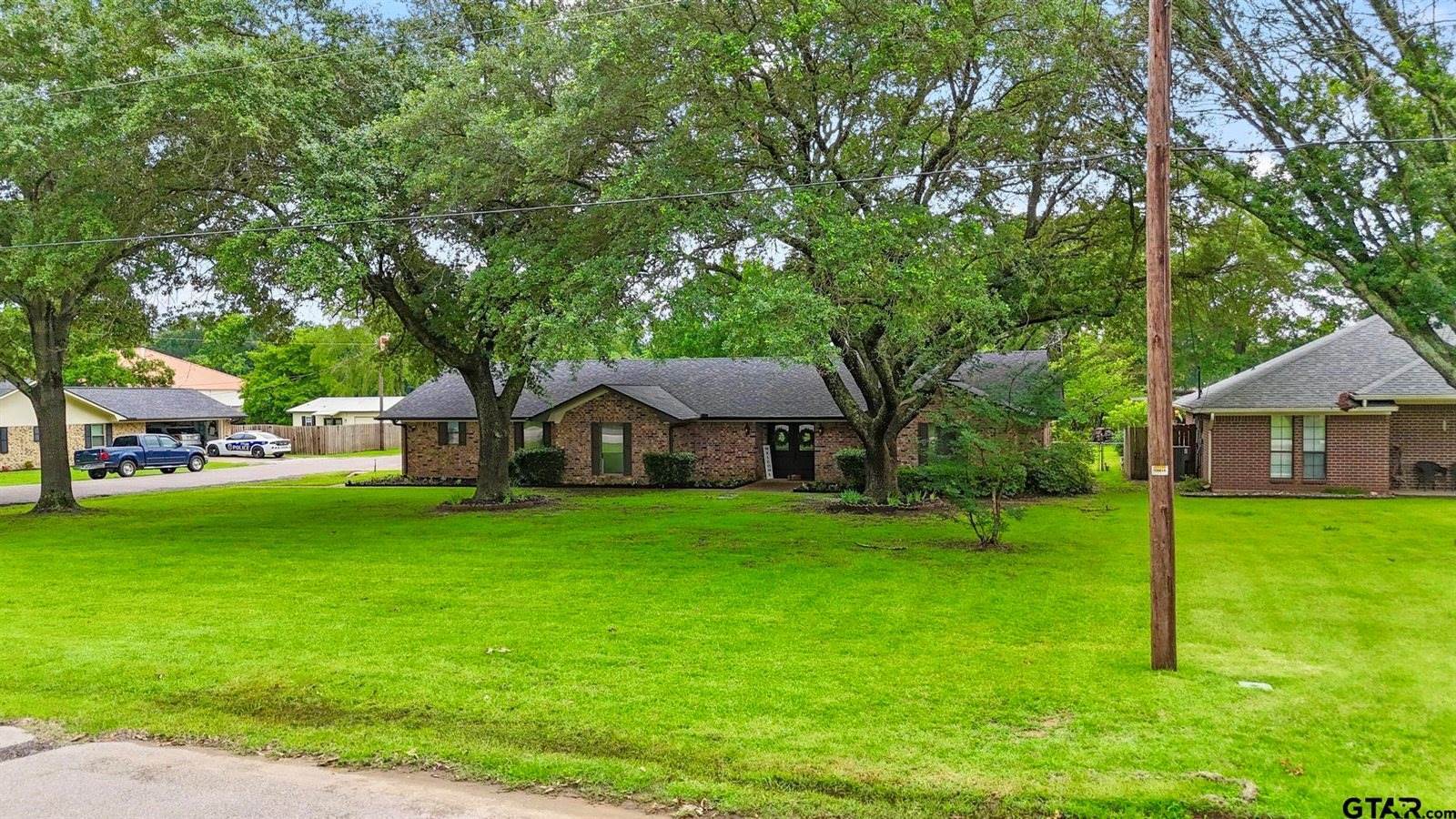 201 Karla Dr, Whitehouse, TX 75791