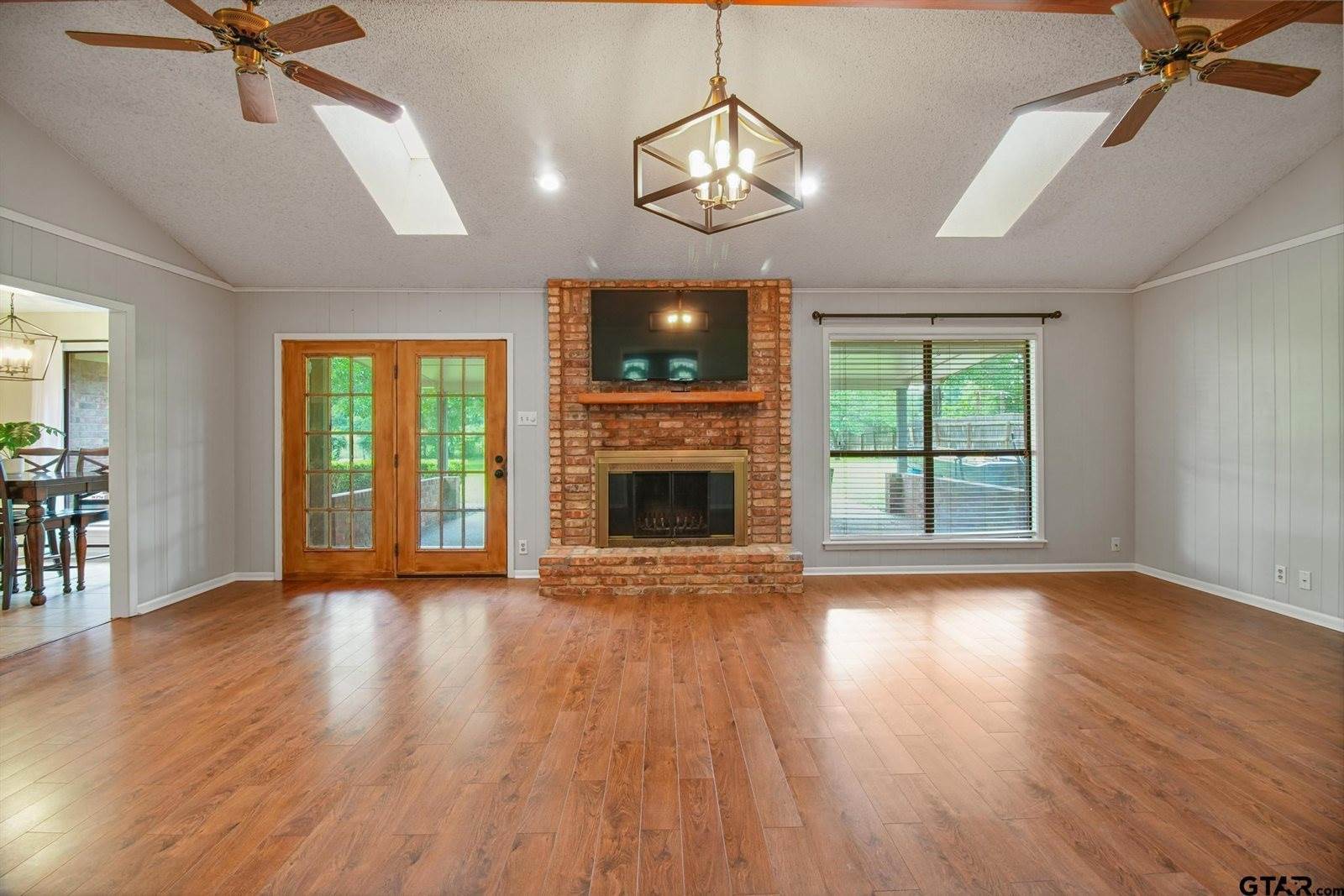 201 Karla Dr, Whitehouse, TX 75791