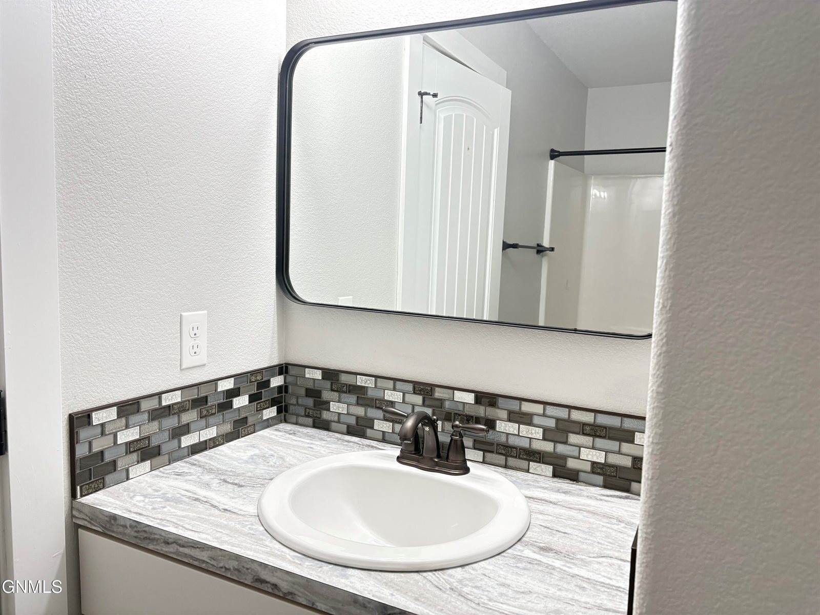 2816 23rd Street West, Williston, ND 58801