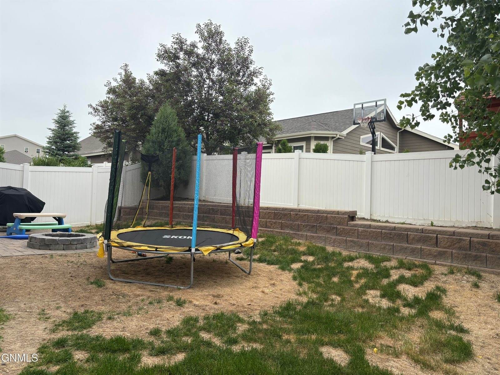 2816 23rd Street West, Williston, ND 58801