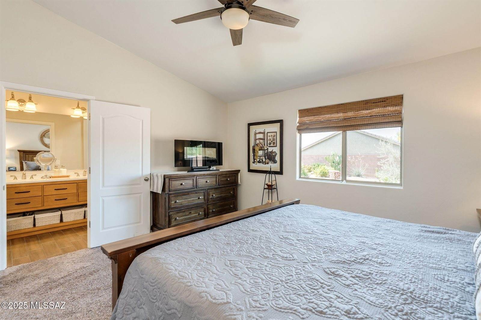 1011 East Providence Canyon Drive, Sahuarita, AZ 85629