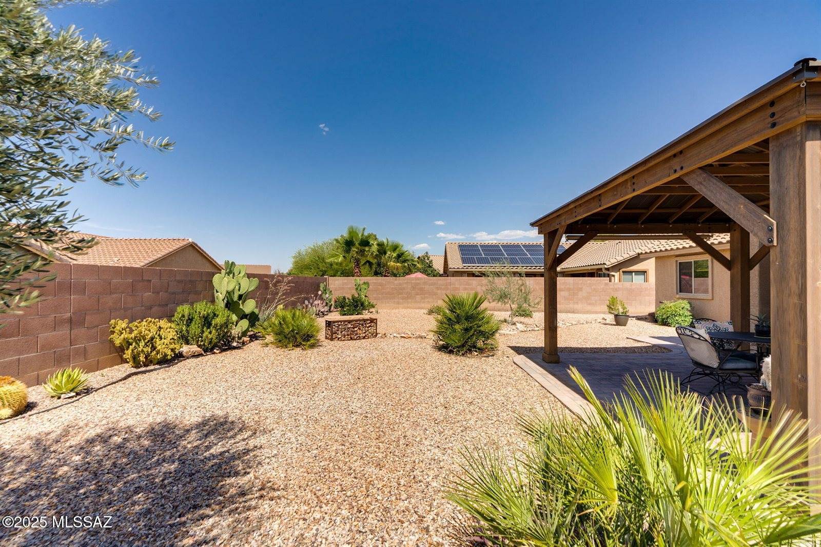 1011 East Providence Canyon Drive, Sahuarita, AZ 85629