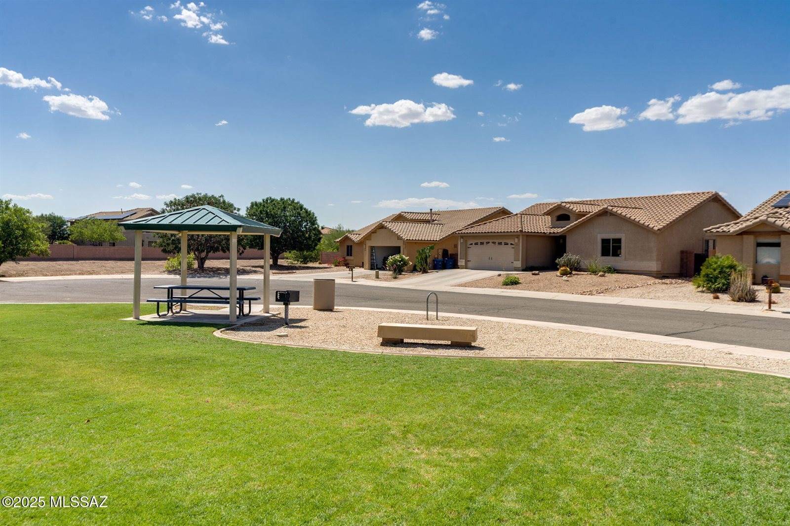 1011 East Providence Canyon Drive, Sahuarita, AZ 85629