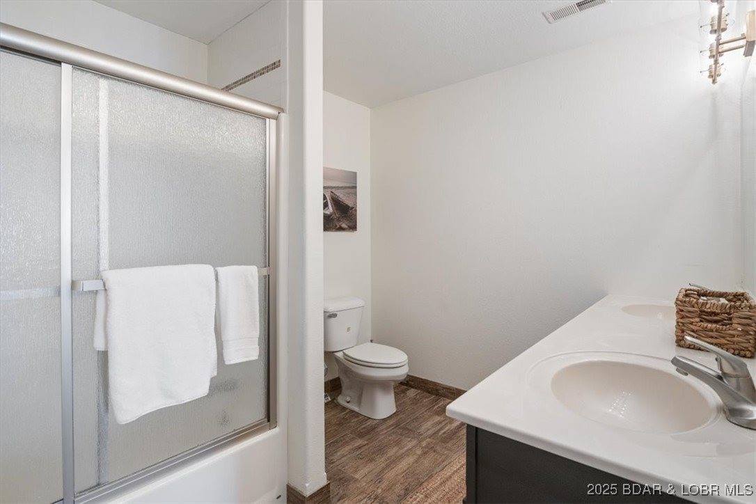 30594 Johnson Bay Road, Gravois Mills, MO 65037