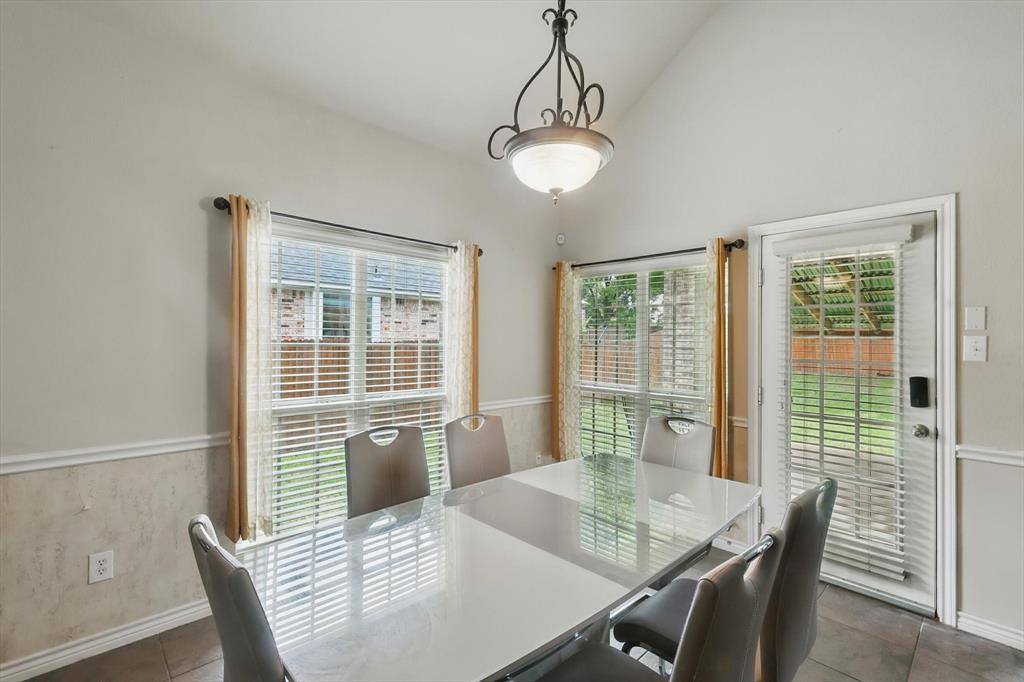 2959 Crystal Way, Grand Prairie, TX 75052