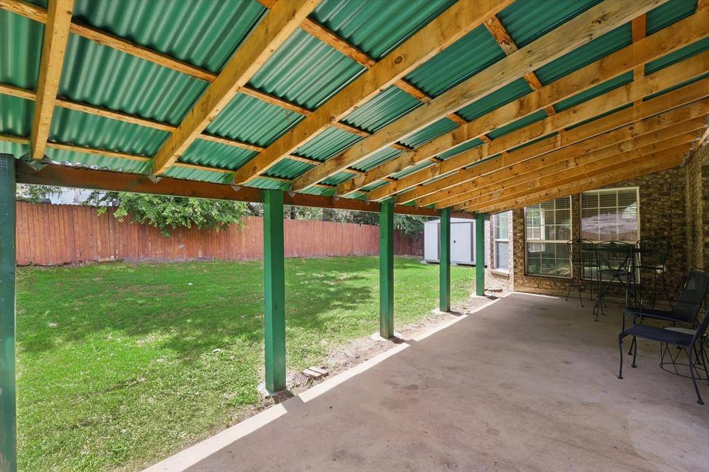 2959 Crystal Way, Grand Prairie, TX 75052