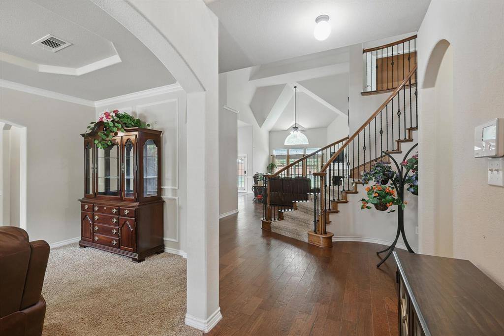 2959 Crystal Way, Grand Prairie, TX 75052