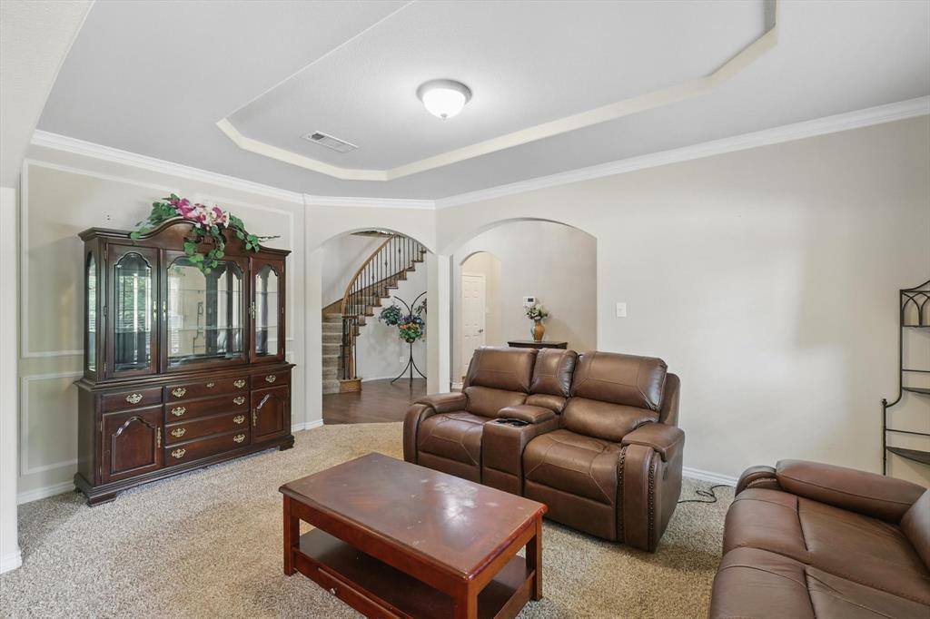 2959 Crystal Way, Grand Prairie, TX 75052