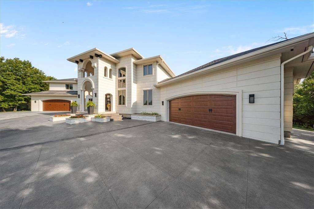 5645 Legler Street, Shawnee, KS 66217