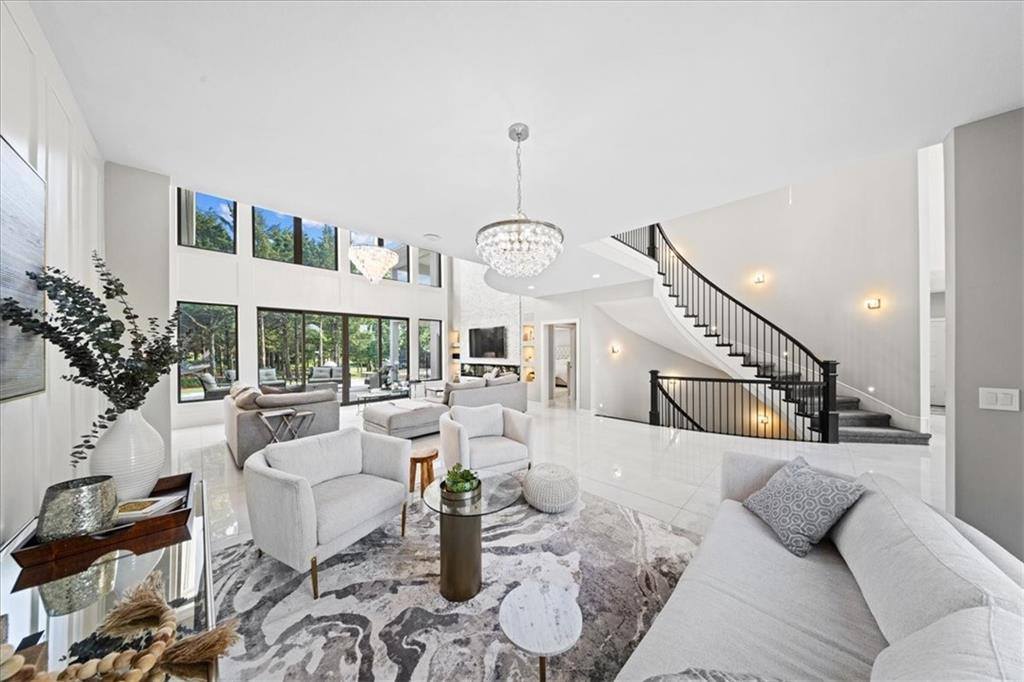 5645 Legler Street, Shawnee, KS 66217