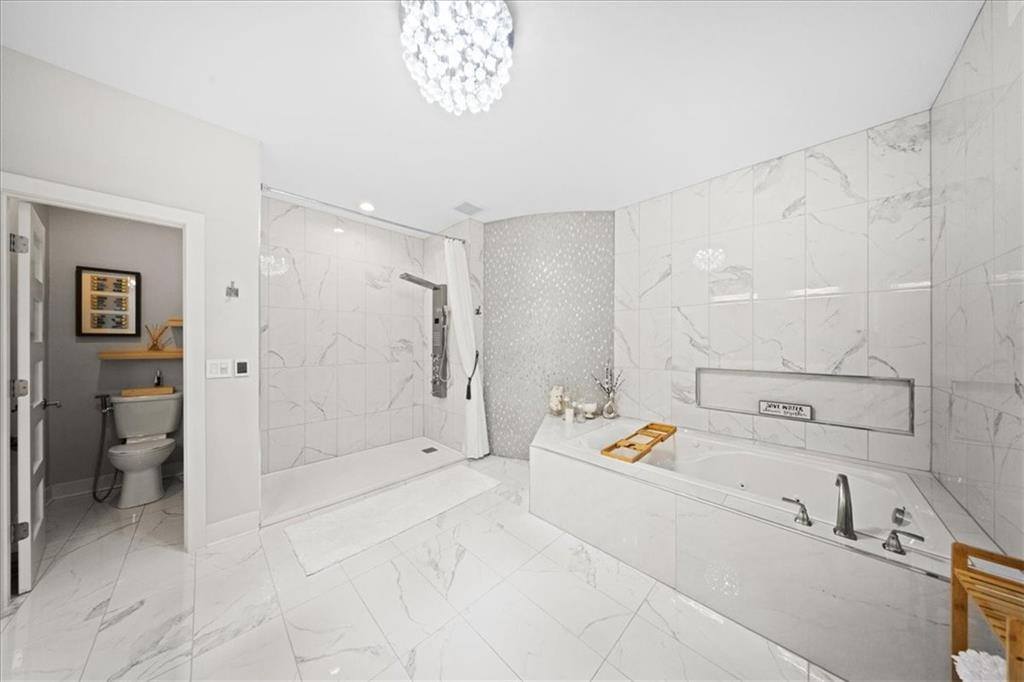 5645 Legler Street, Shawnee, KS 66217