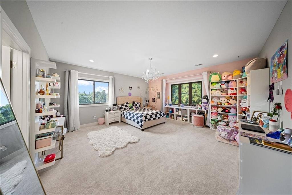 5645 Legler Street, Shawnee, KS 66217