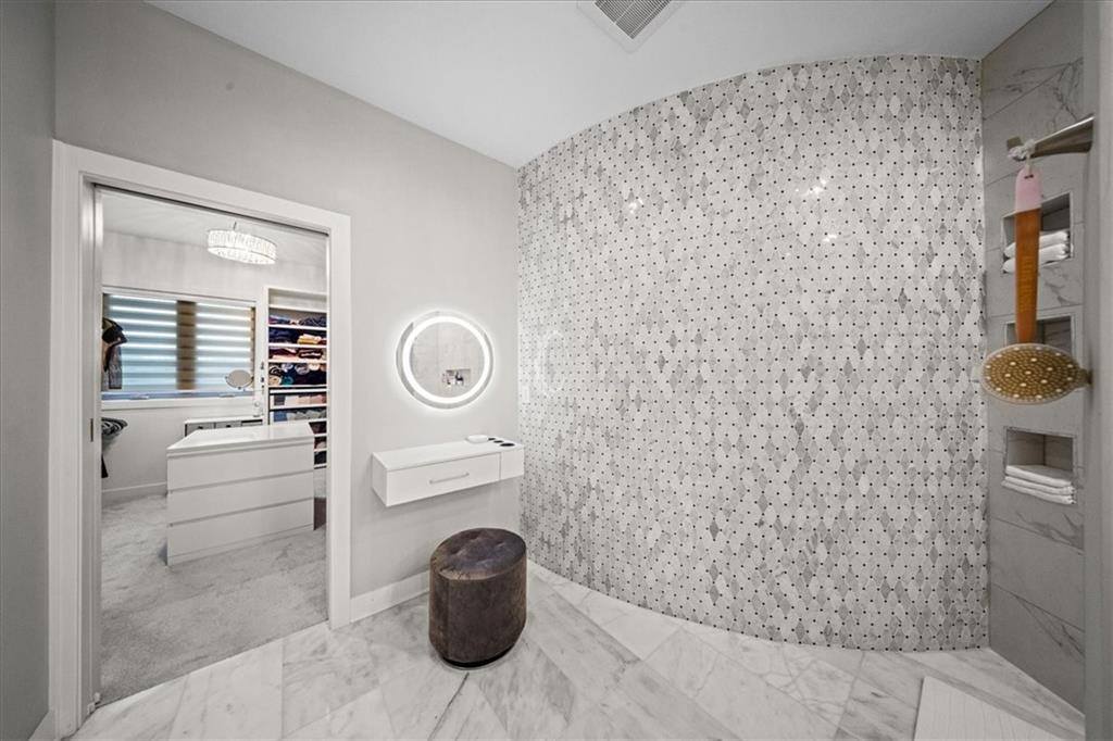 5645 Legler Street, Shawnee, KS 66217