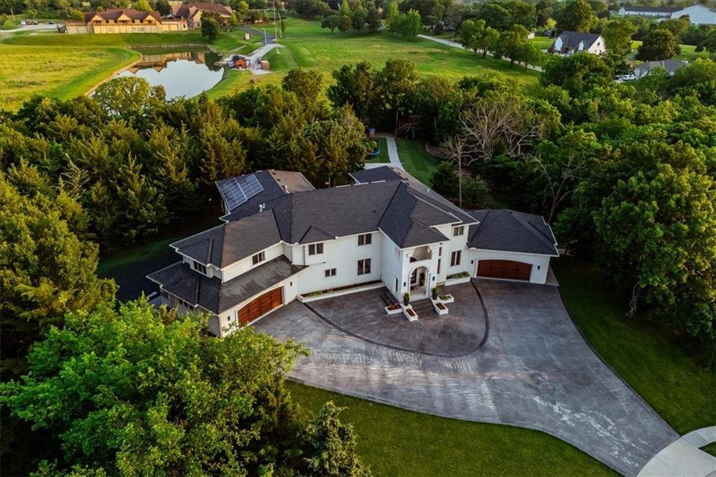 5645 Legler Street, Shawnee, KS 66217