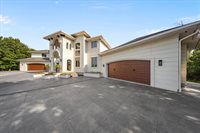 5645 Legler Street, Shawnee, KS 66217