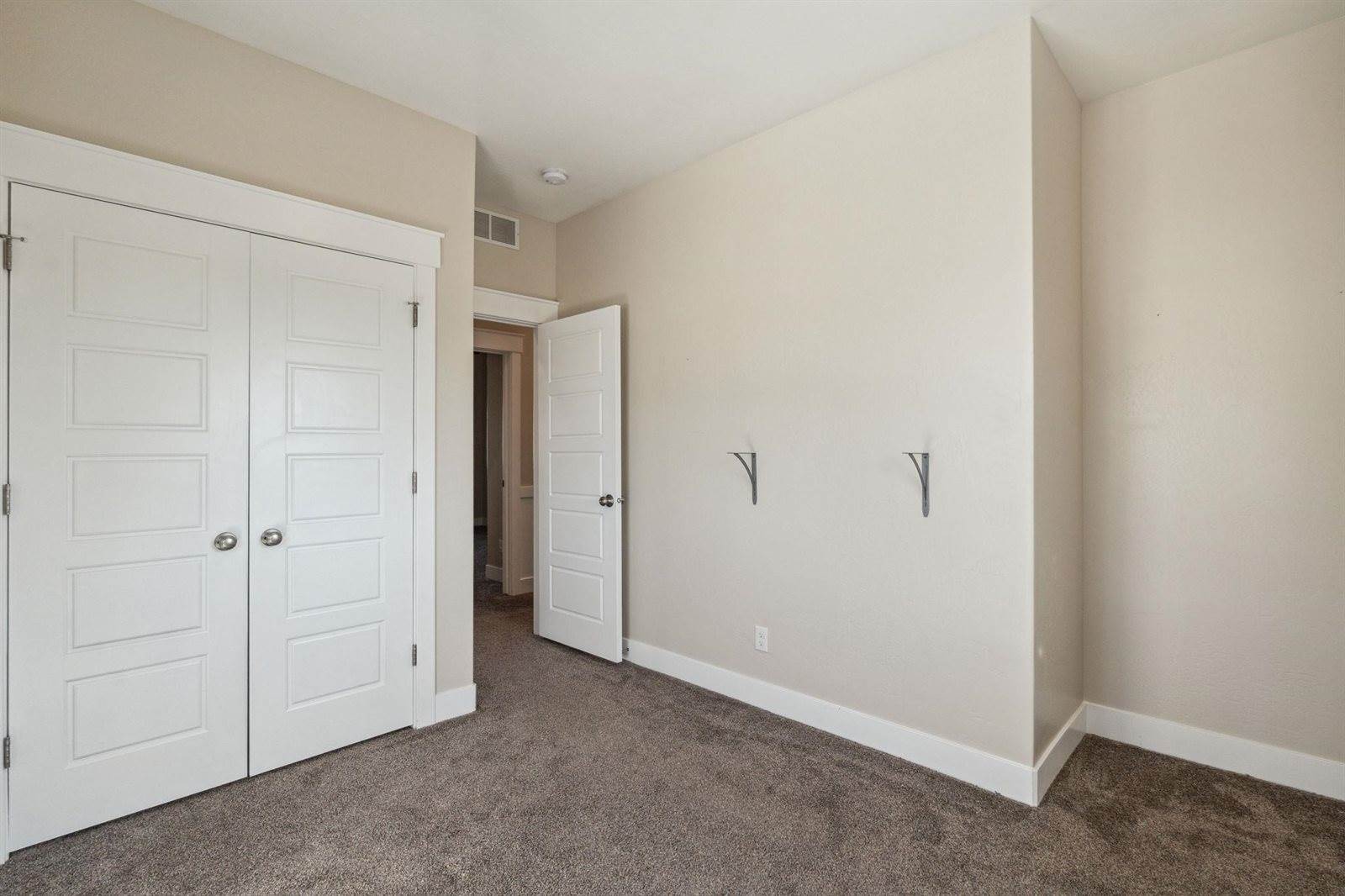 112 Summer Court, American Falls, ID 83211