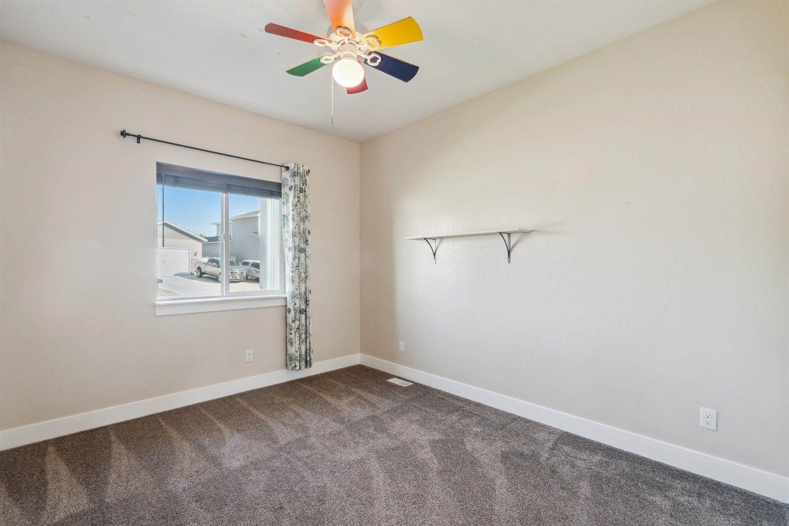 112 Summer Court, American Falls, ID 83211