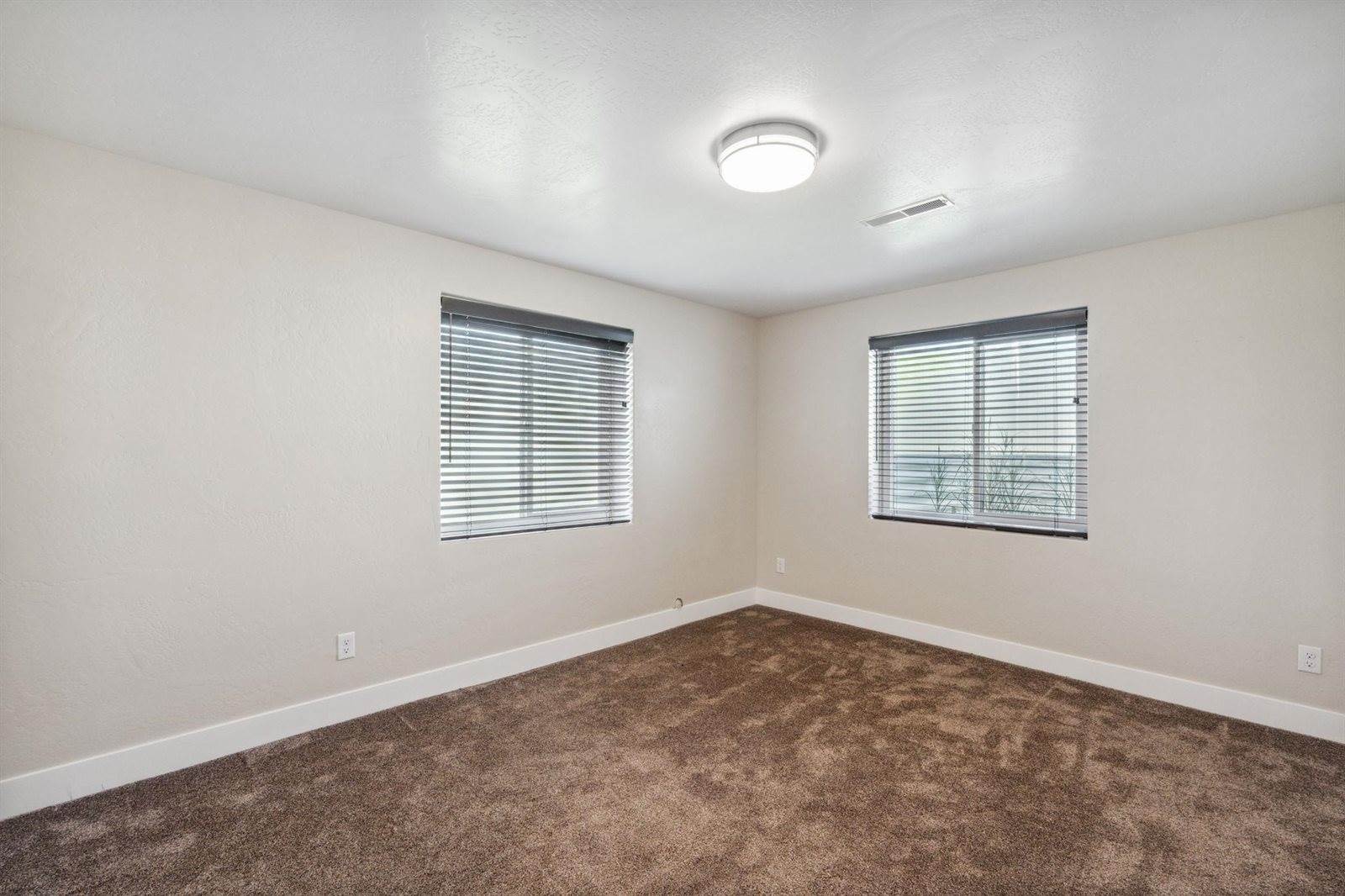 112 Summer Court, American Falls, ID 83211