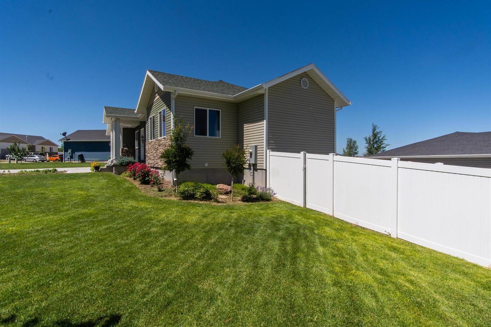 112 Summer Court, American Falls, ID 83211