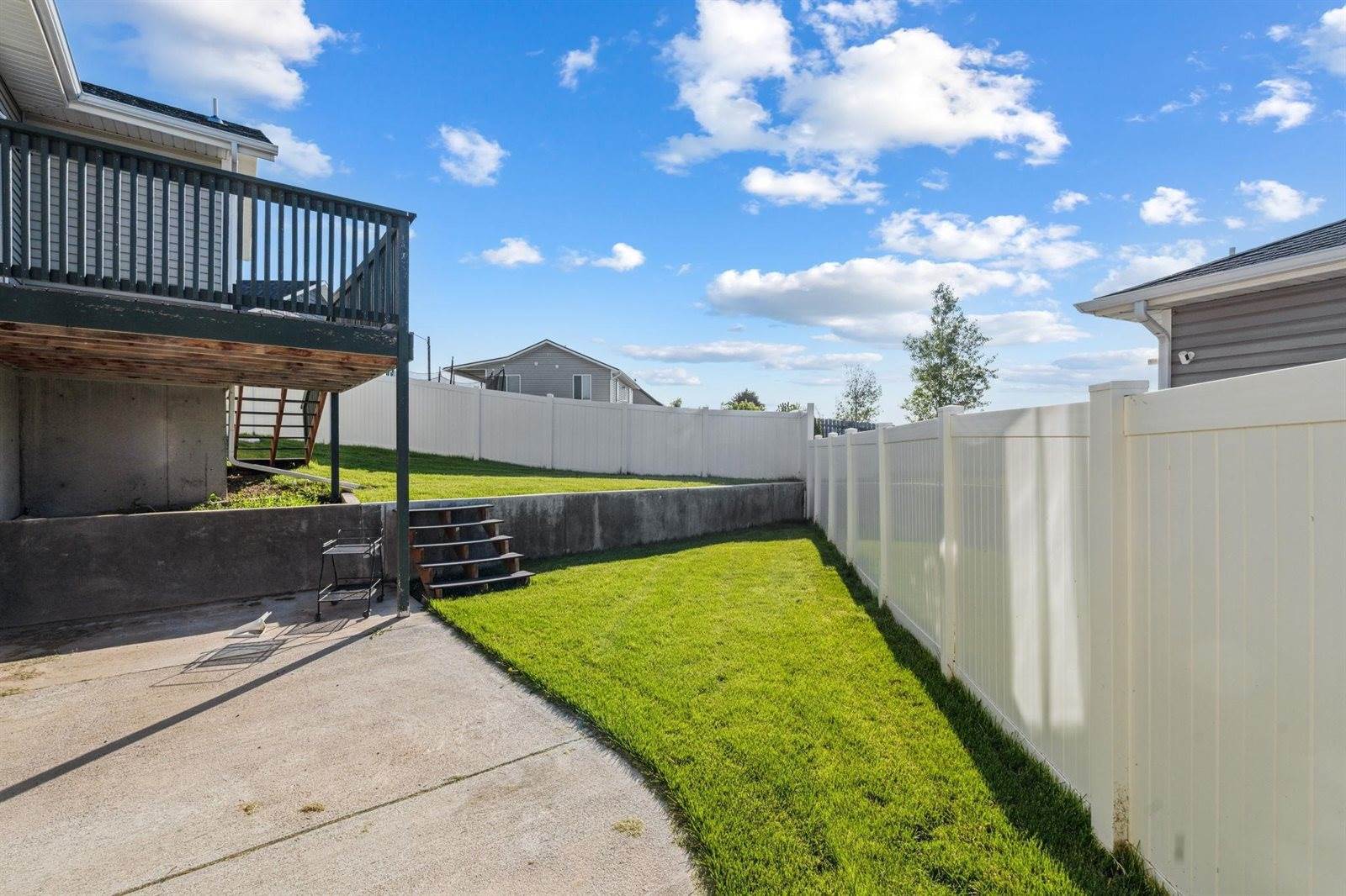 112 Summer Court, American Falls, ID 83211