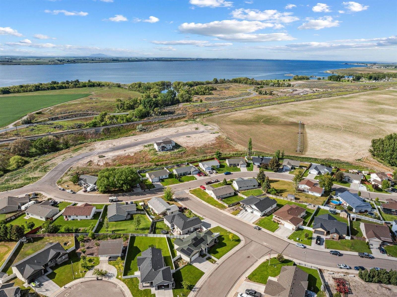 112 Summer Court, American Falls, ID 83211