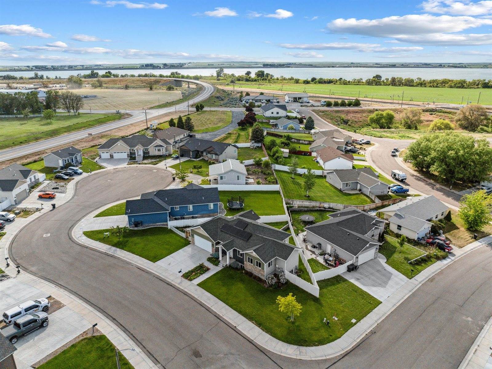 112 Summer Court, American Falls, ID 83211