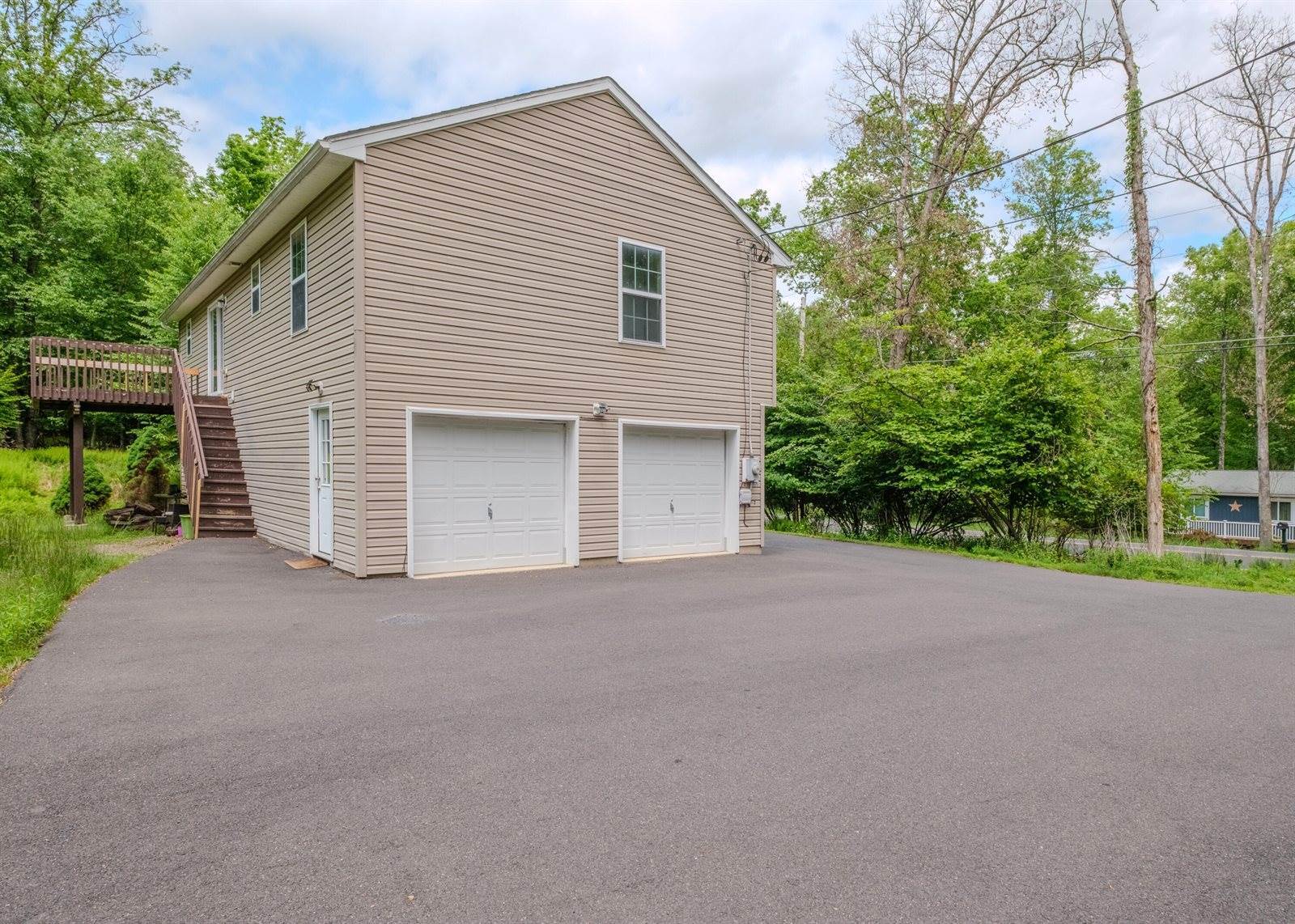 1303 Coolbaugh Road, East Stroudsburg, PA 18302
