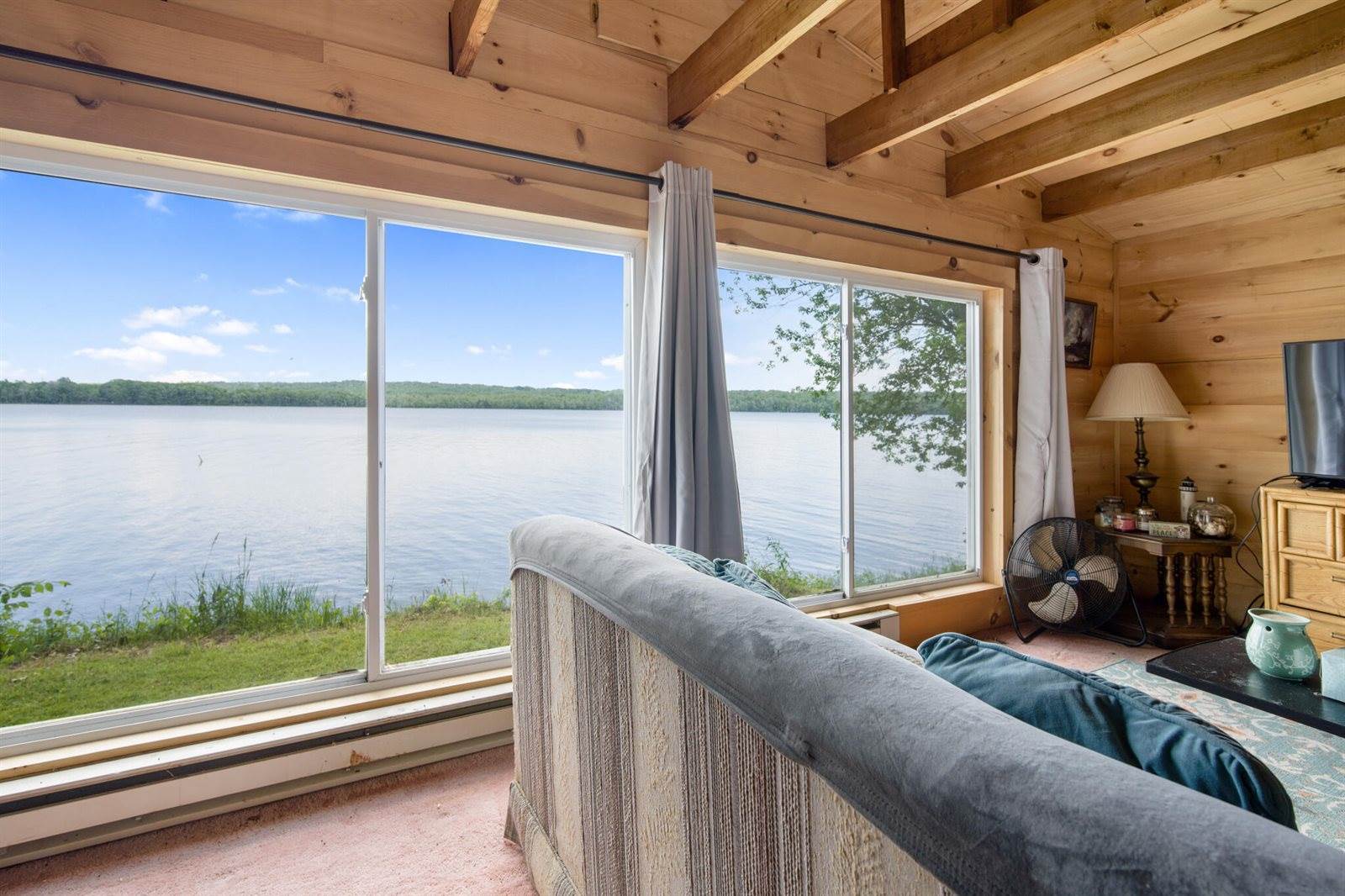 19 Davis Lane, Burnham, ME 04922