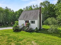 286 Stetson Road West, Levant, ME 04456