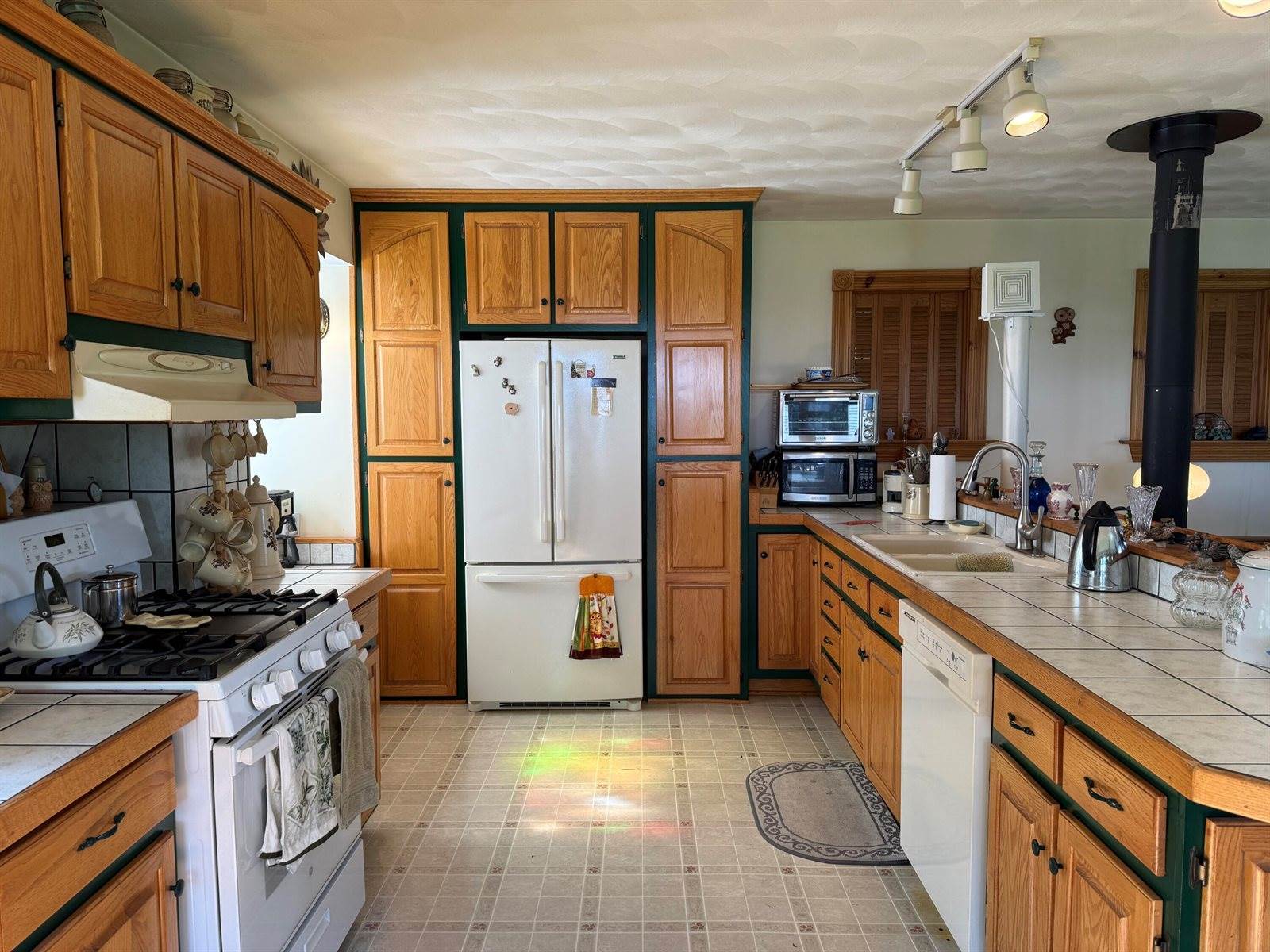 389 Oxbow Road, Cornville, ME 04976